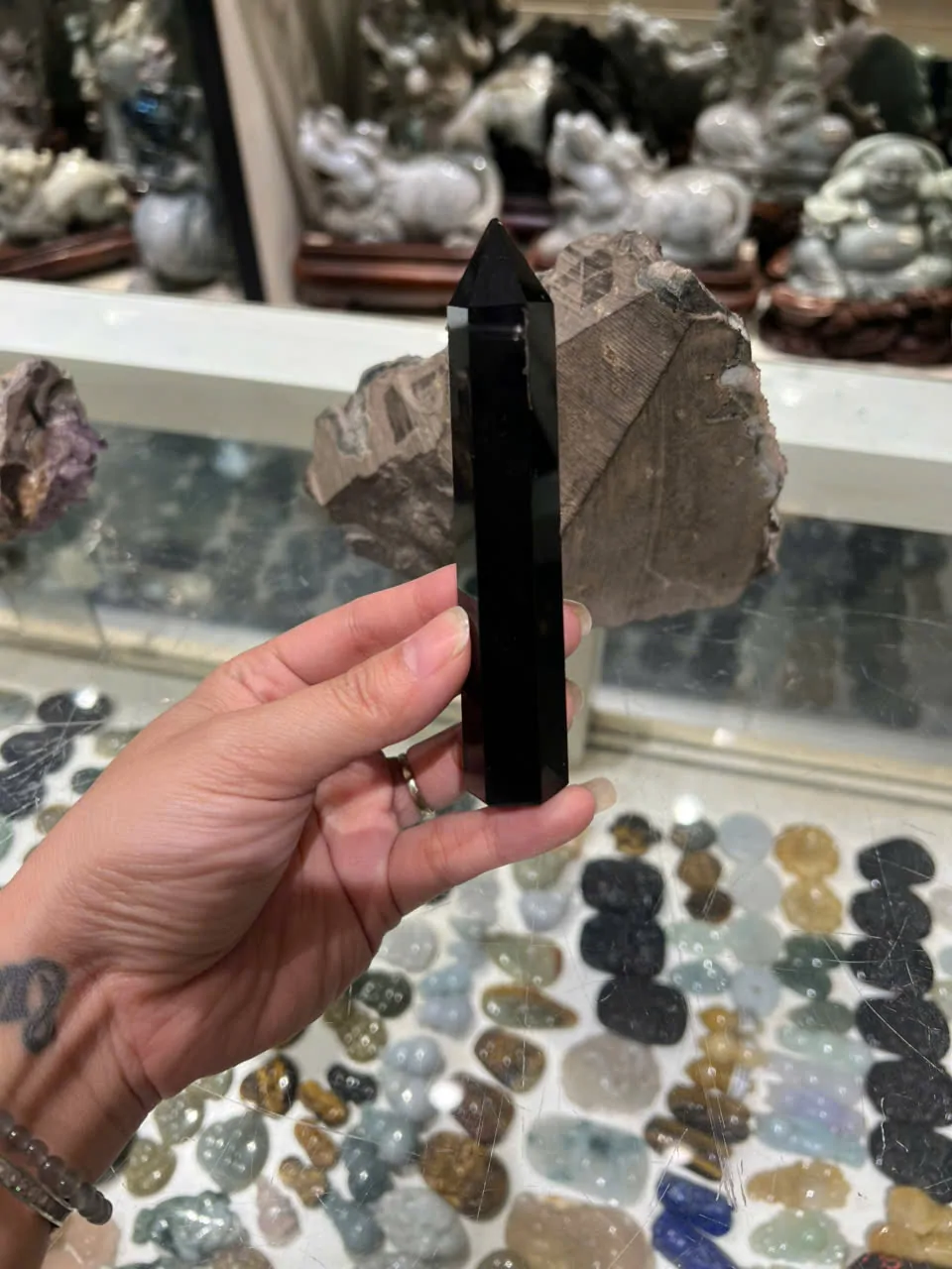 Trụ đá hắc ngà 77gr GM052-S4-291